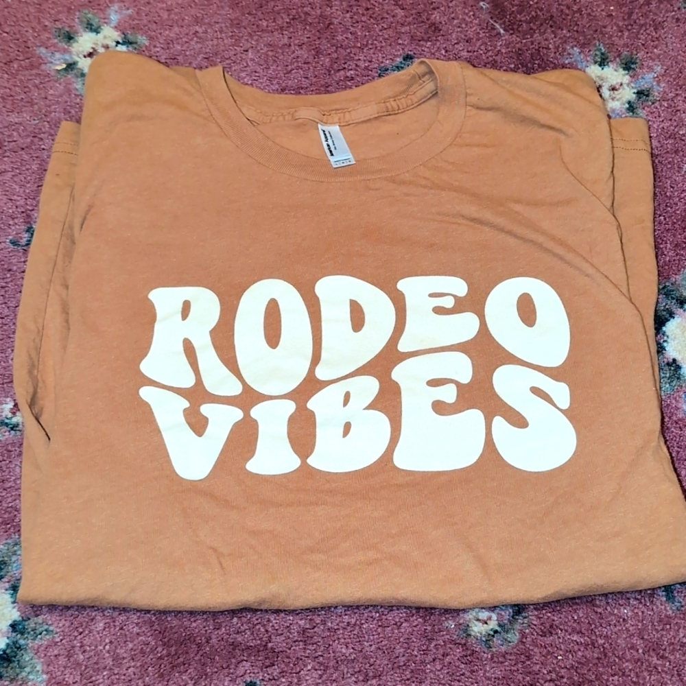 "Rodeo Vibes" Graphic T-shirt - Picture 2 of 4